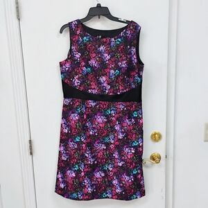 Sleeveless Floral Sheath Dress in Purple & Pink